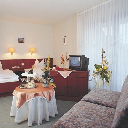 Hotel Zur Schmiede Άλσφελτ Εξωτερικό φωτογραφία